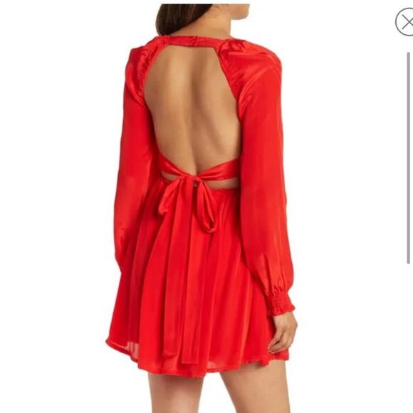 NWT Shahida Parides Red Long Sleeve Cutout Short Dress - Picture 3 of 3